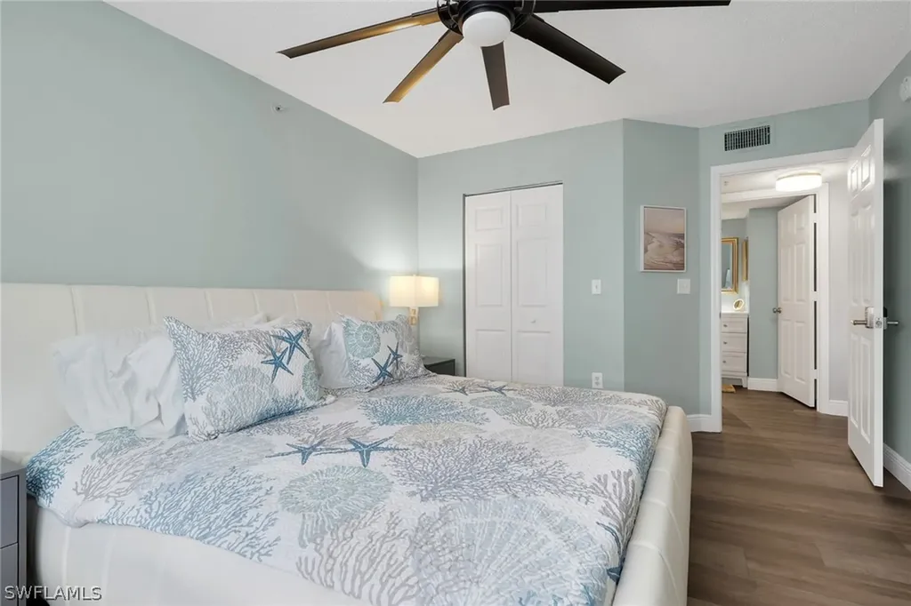 8851 Colonnades Court W Bonita Springs FL 34135