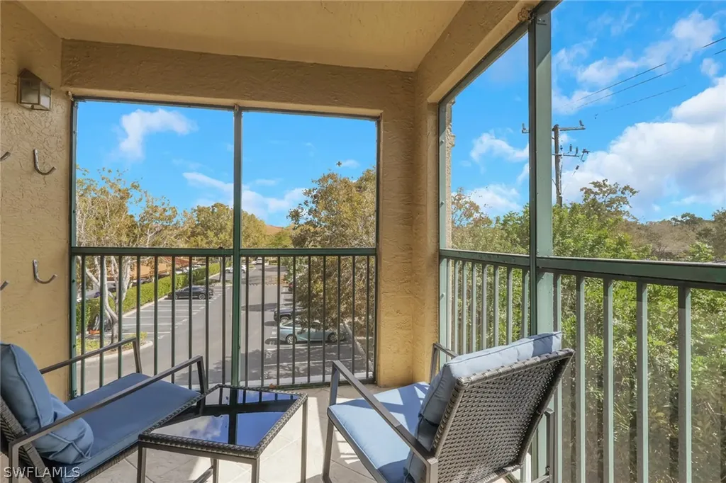 8851 Colonnades Court W Bonita Springs FL 34135