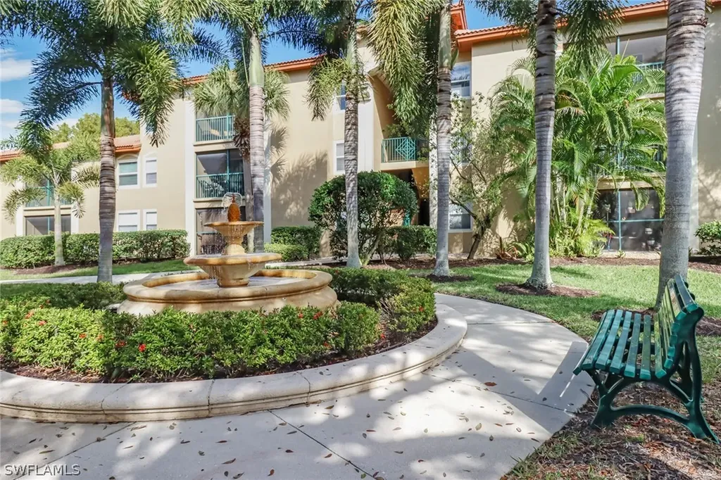 8851 Colonnades Court W Bonita Springs FL 34135