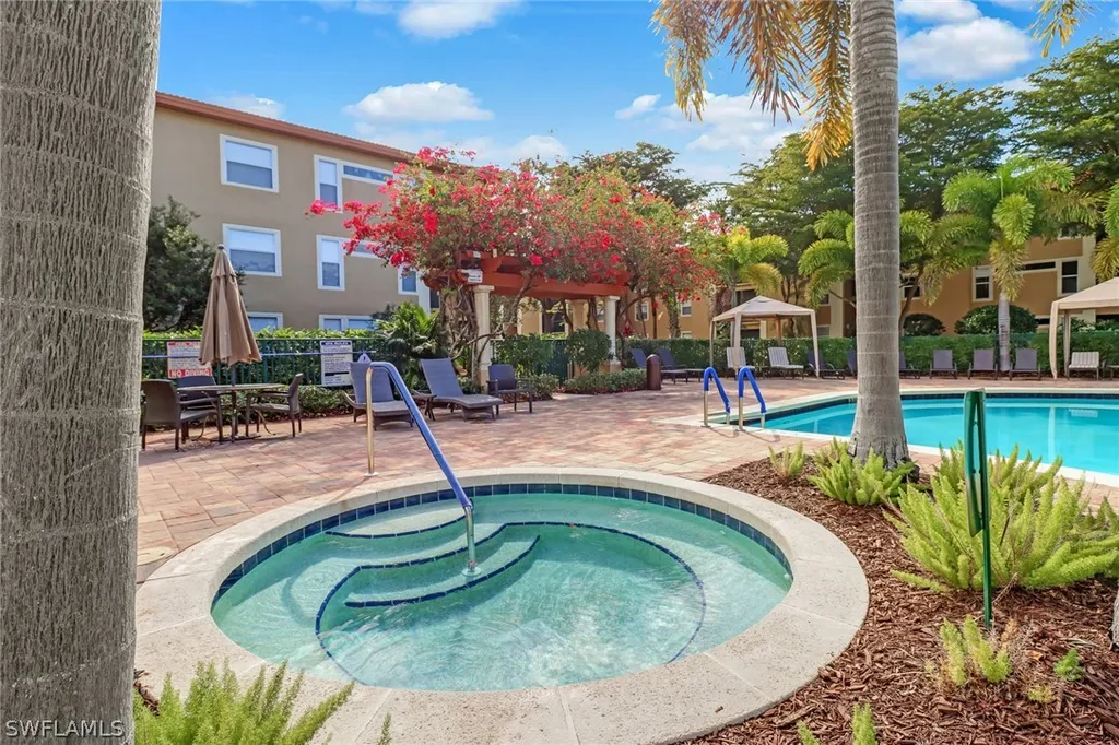 8851 Colonnades Court W Bonita Springs FL 34135