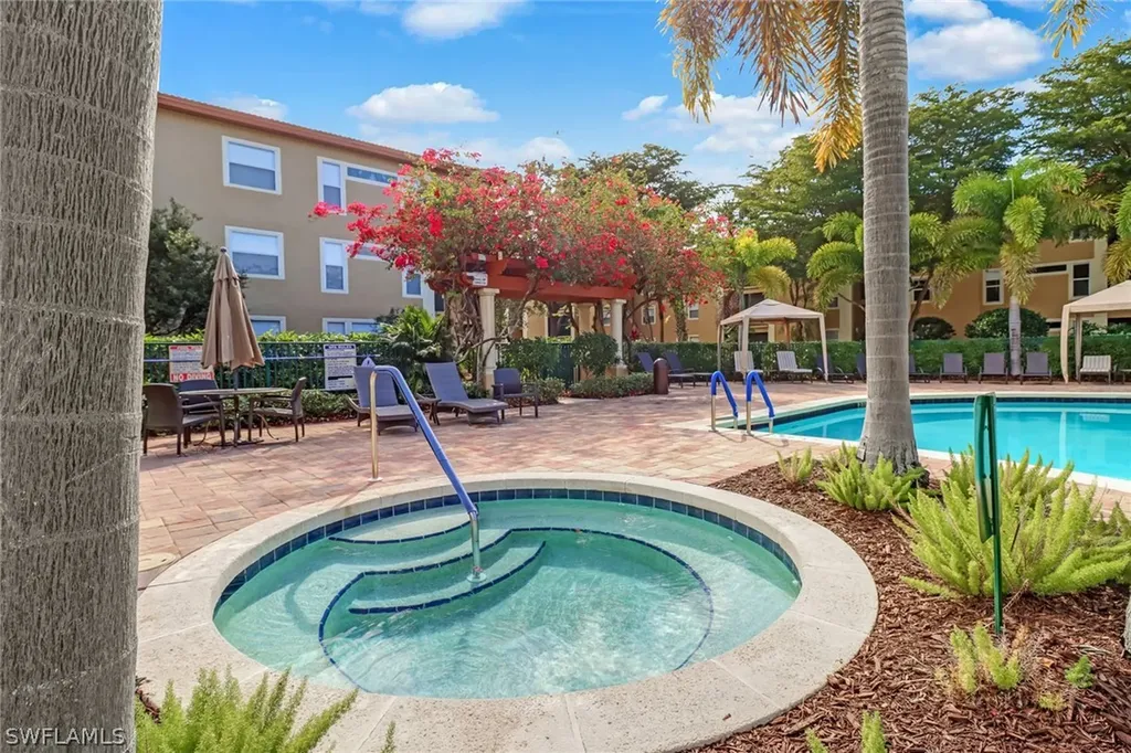 8851 Colonnades Court W Bonita Springs FL 34135