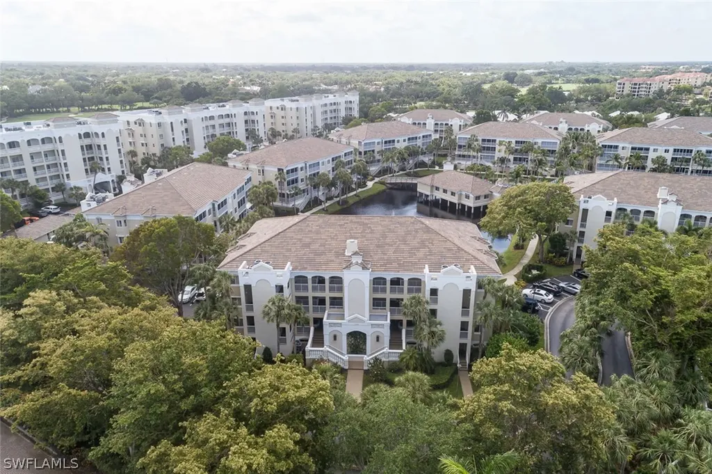 7638 Pebble Creek Circle Naples FL 34108