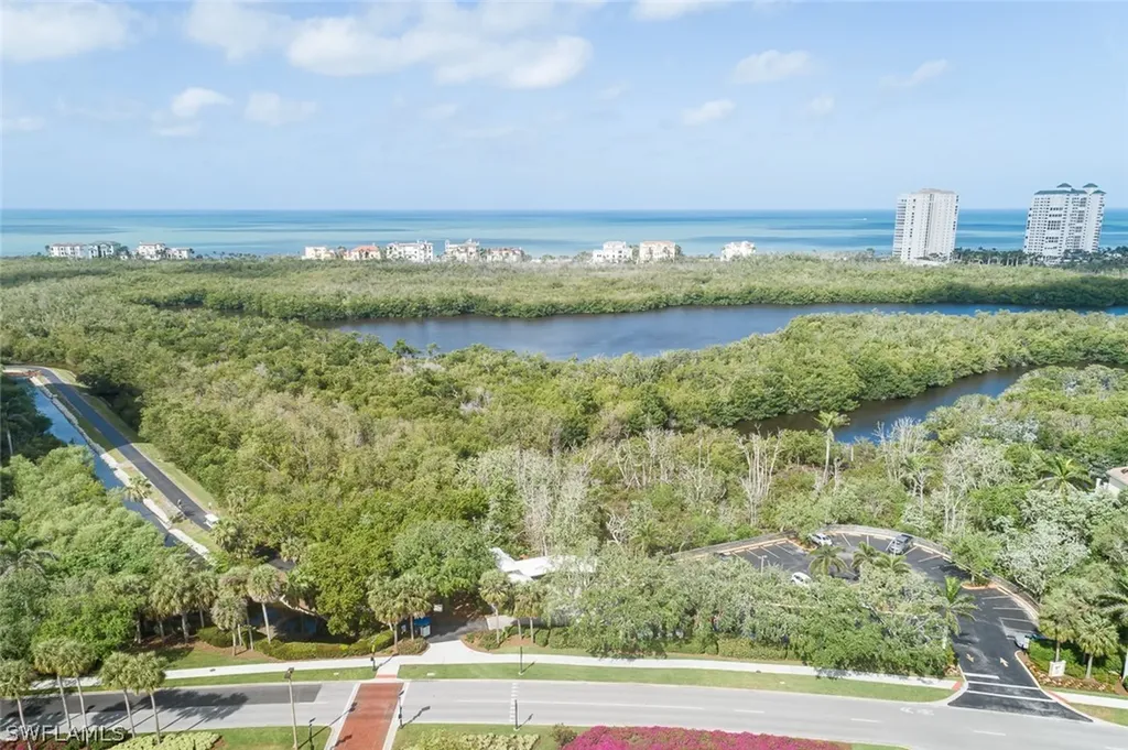 7638 Pebble Creek Circle Naples FL 34108
