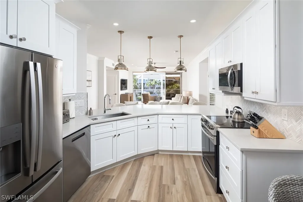 7638 Pebble Creek Circle Naples FL 34108