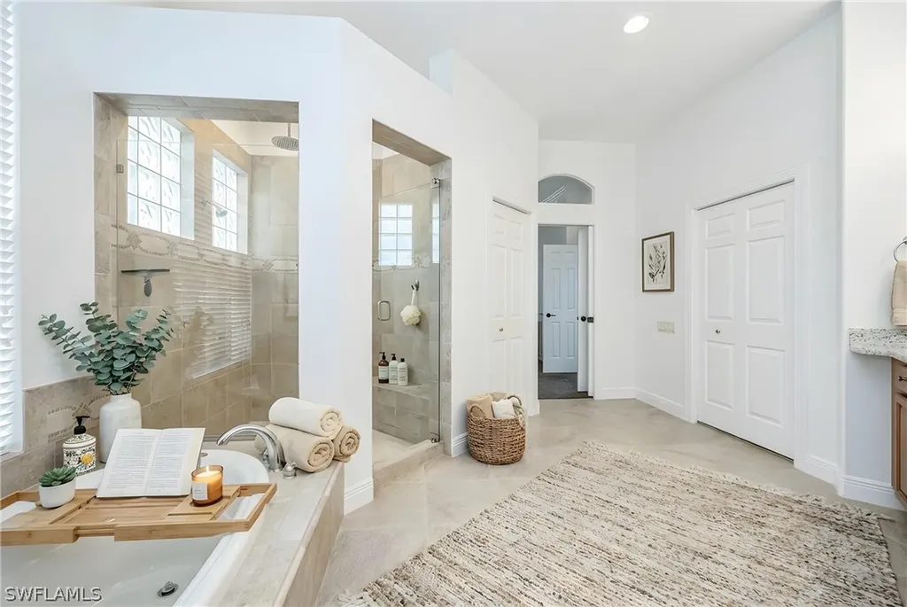 9266 Troon Lakes Drive Naples FL 34109