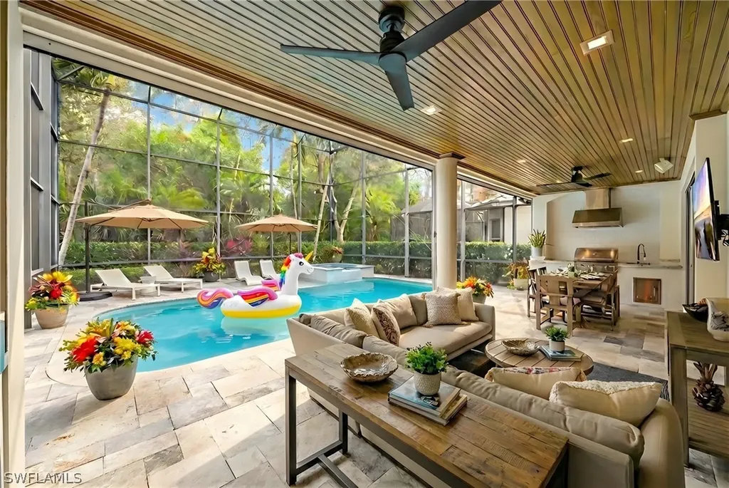 9266 Troon Lakes Drive Naples FL 34109