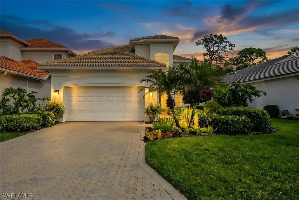 9266 Troon Lakes Drive Naples FL 34109