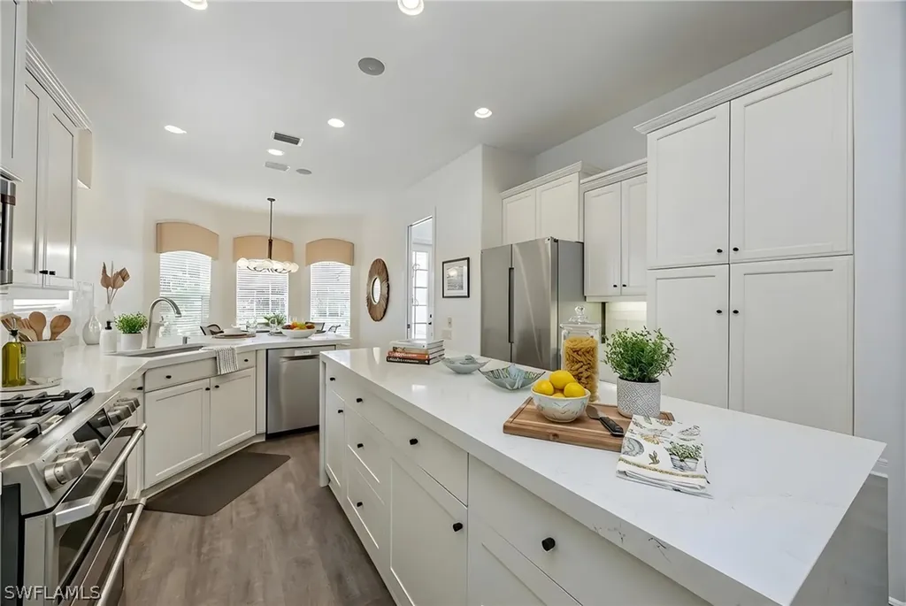 9266 Troon Lakes Drive Naples FL 34109