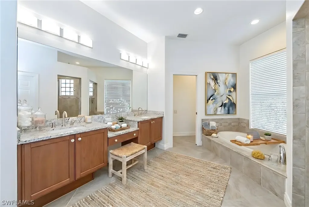 9266 Troon Lakes Drive Naples FL 34109