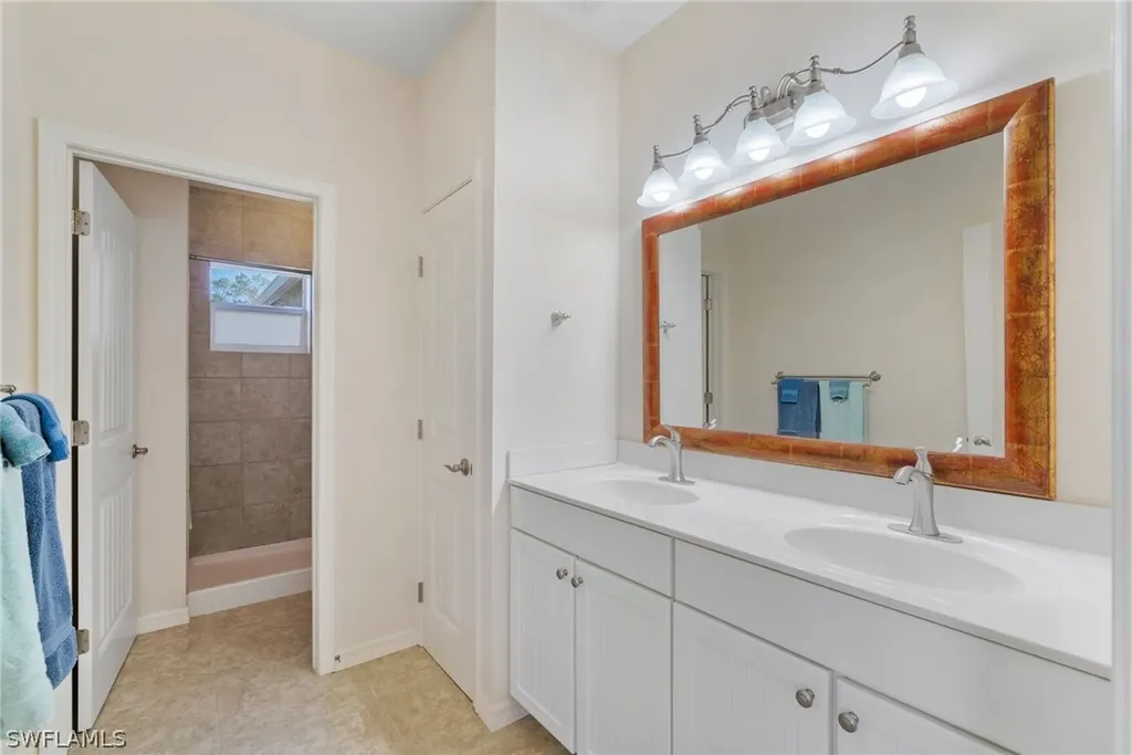 4011 Tarpon Avenue Bonita Springs FL 34134