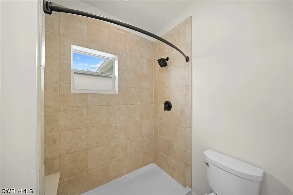 4011 Tarpon Avenue Bonita Springs FL 34134