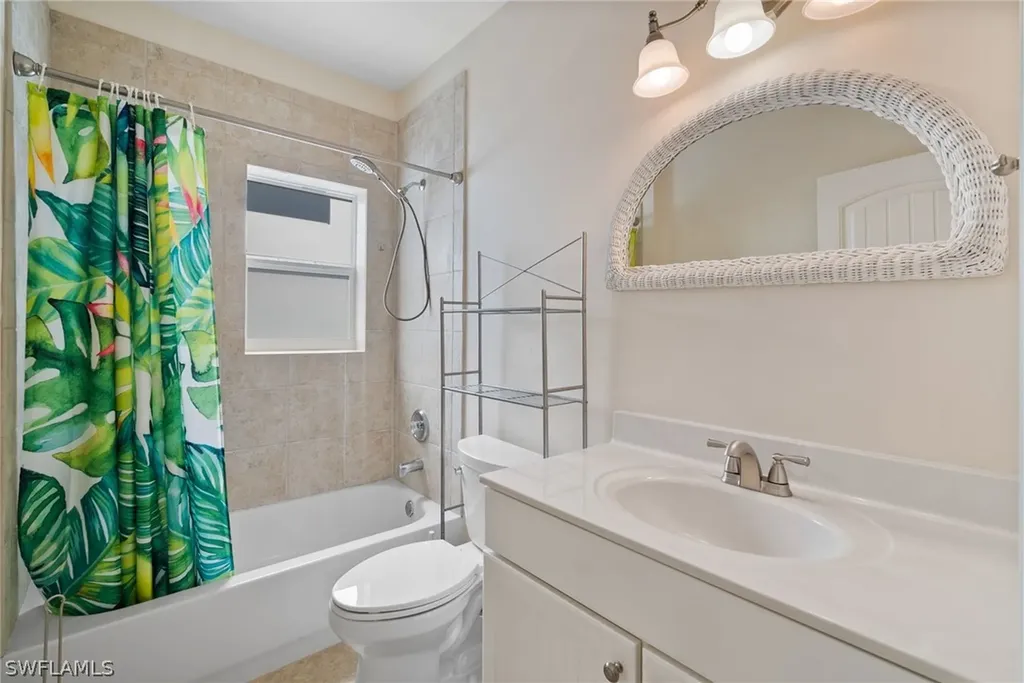 4011 Tarpon Avenue Bonita Springs FL 34134