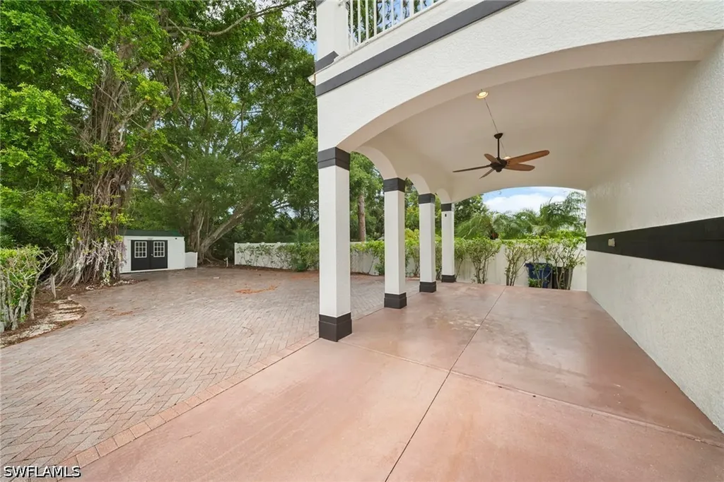 4011 Tarpon Avenue Bonita Springs FL 34134
