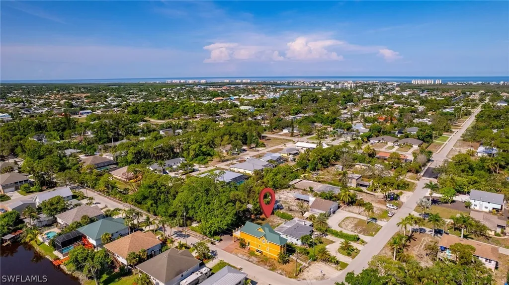 4011 Tarpon Avenue Bonita Springs FL 34134