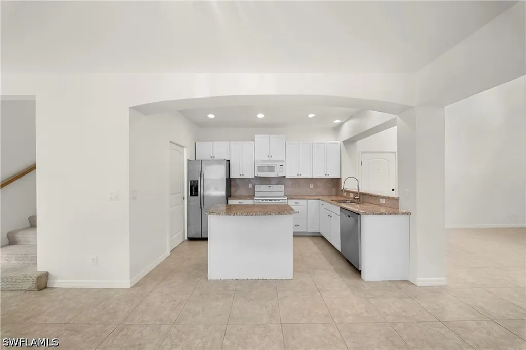 4011 Tarpon Avenue Bonita Springs FL 34134