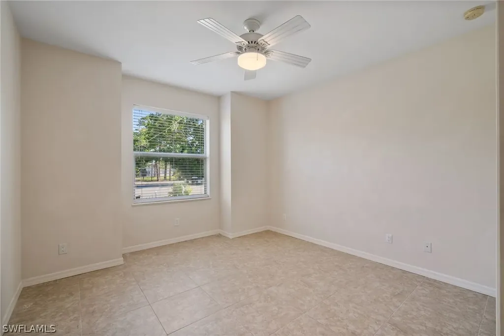 4011 Tarpon Avenue Bonita Springs FL 34134