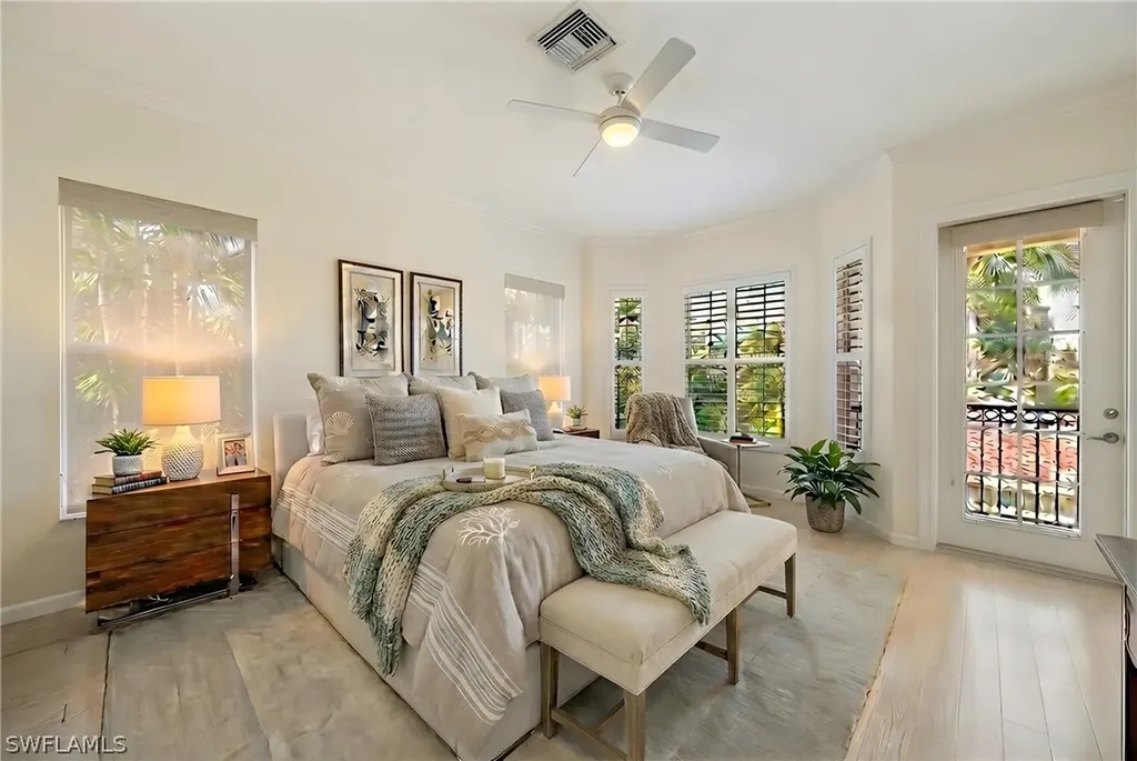 351 9th Avenue S Naples FL 34102