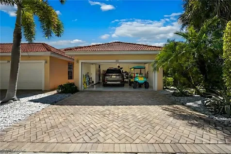 351 9TH Avenue S Naples FL 34102