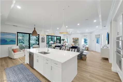 2472 Breakwater Way Naples FL 34112