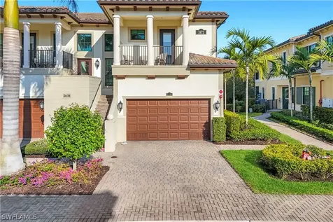 2472 Breakwater Way Naples FL 34112
