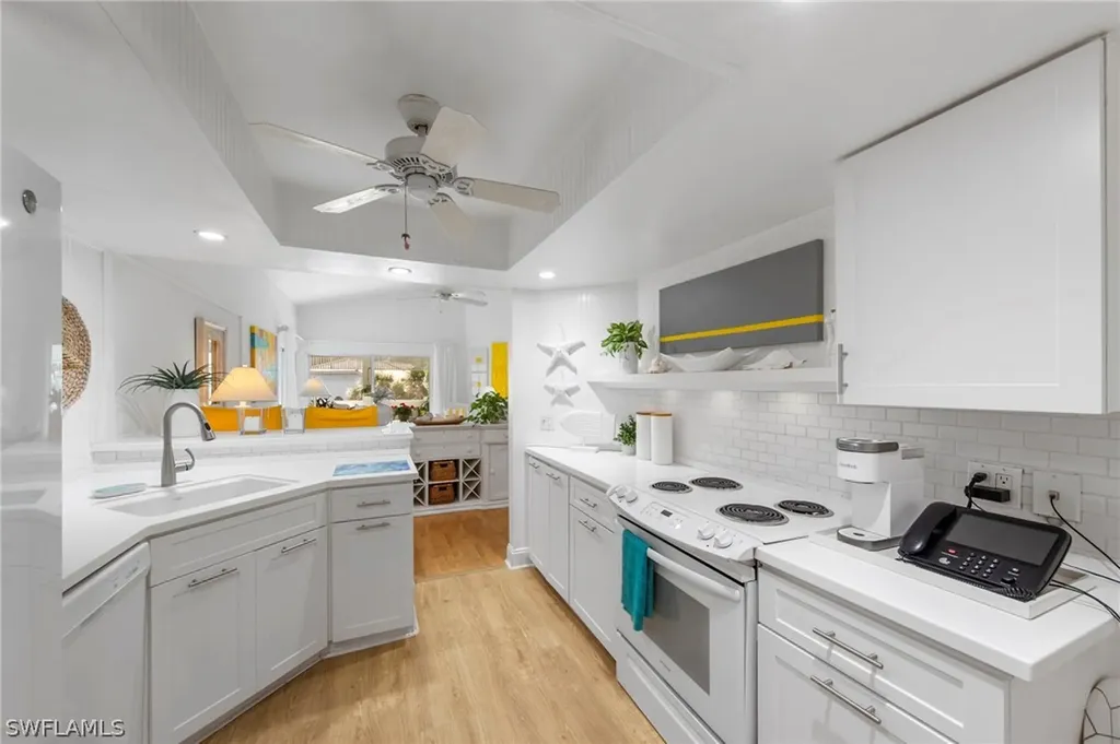 668 Wiggins Bay Drive Naples FL 34110