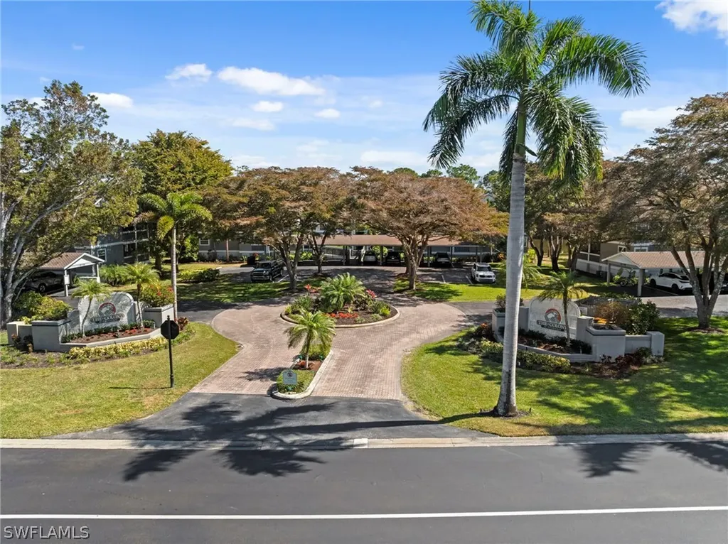 668 Wiggins Bay Drive Naples FL 34110