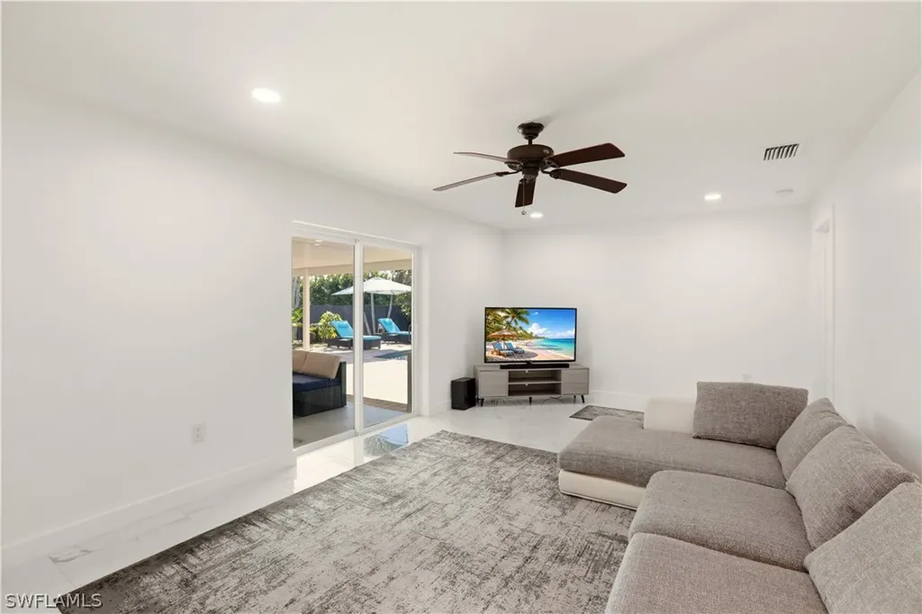 6055 Macbeth Lane Fort Myers FL 33908
