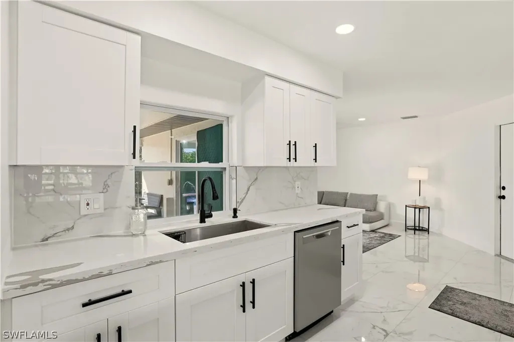 6055 Macbeth Lane Fort Myers FL 33908
