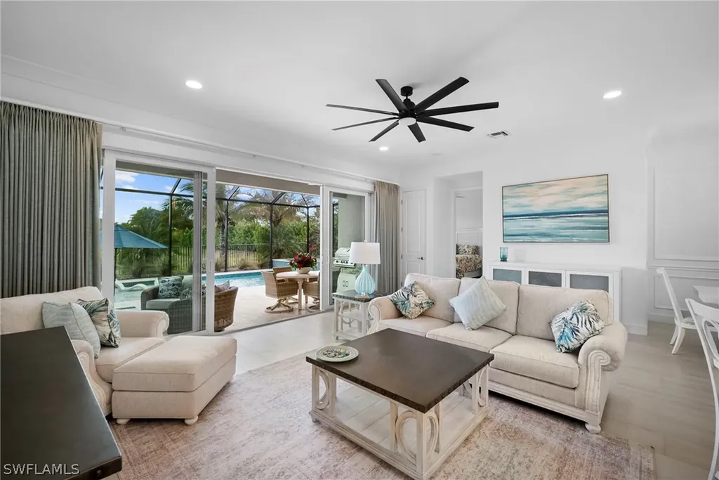 11555 Jacaranda Drive Naples FL 34120