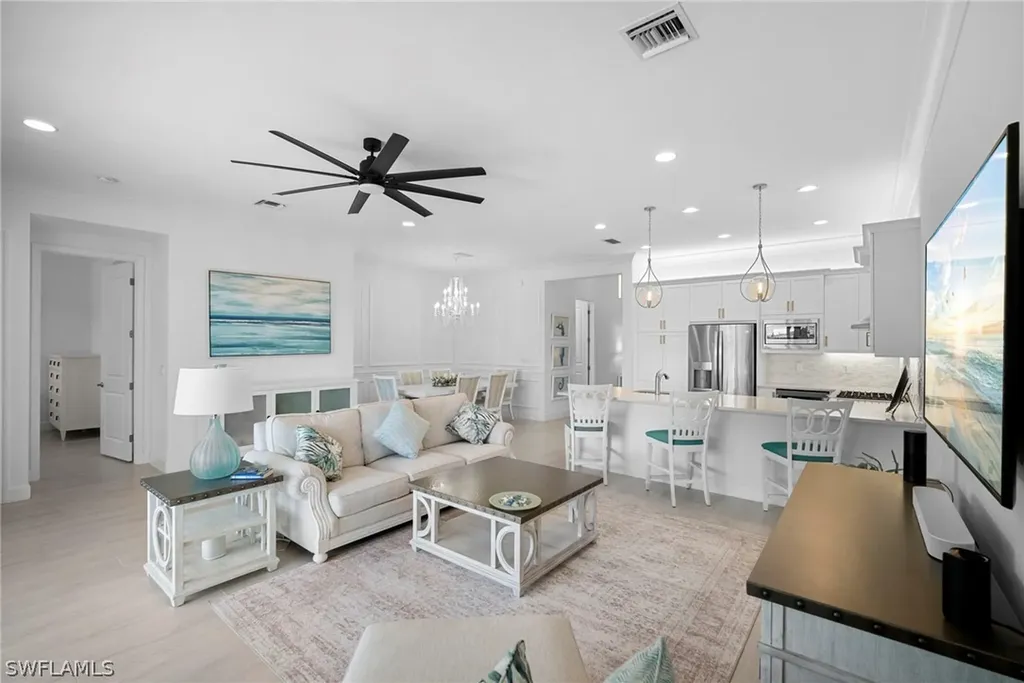 11555 Jacaranda Drive Naples FL 34120