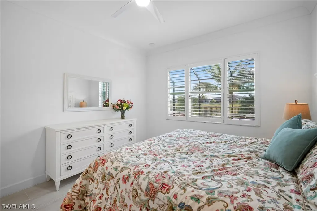 11555 Jacaranda Drive Naples FL 34120