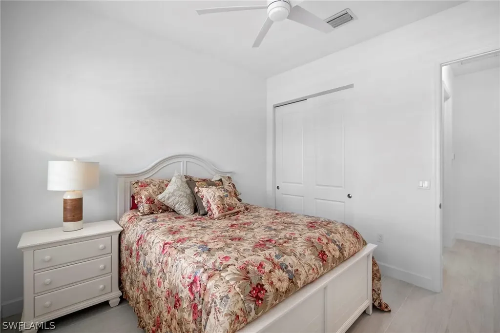 11555 Jacaranda Drive Naples FL 34120