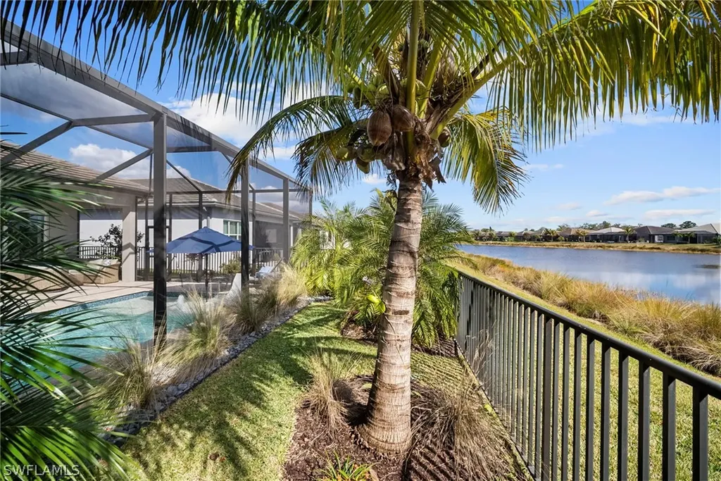 11555 Jacaranda Drive Naples FL 34120