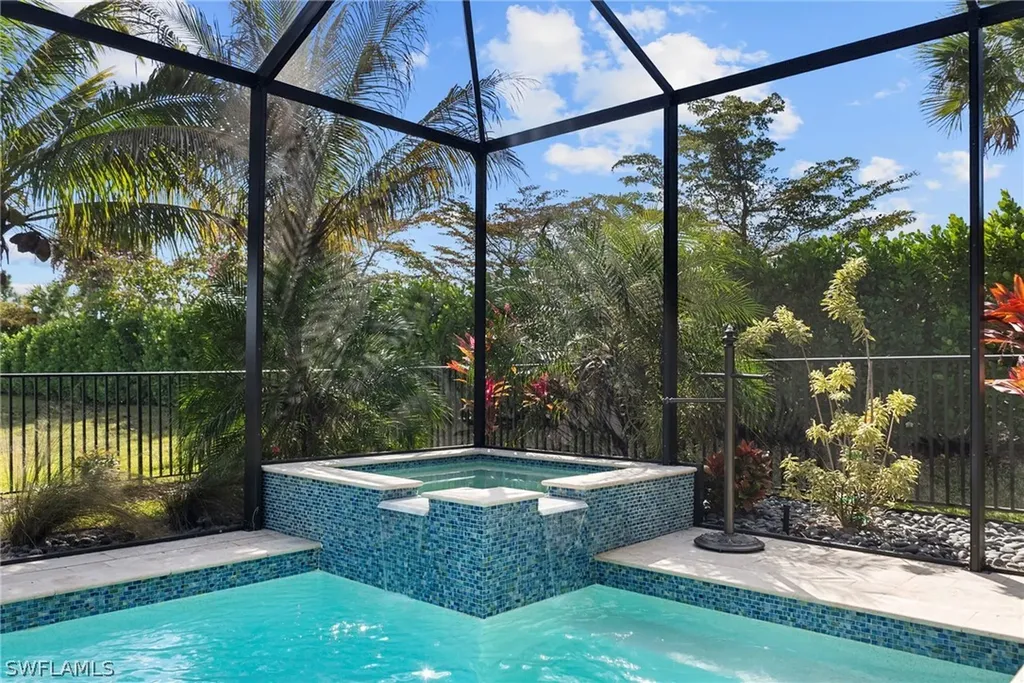 11555 Jacaranda Drive Naples FL 34120