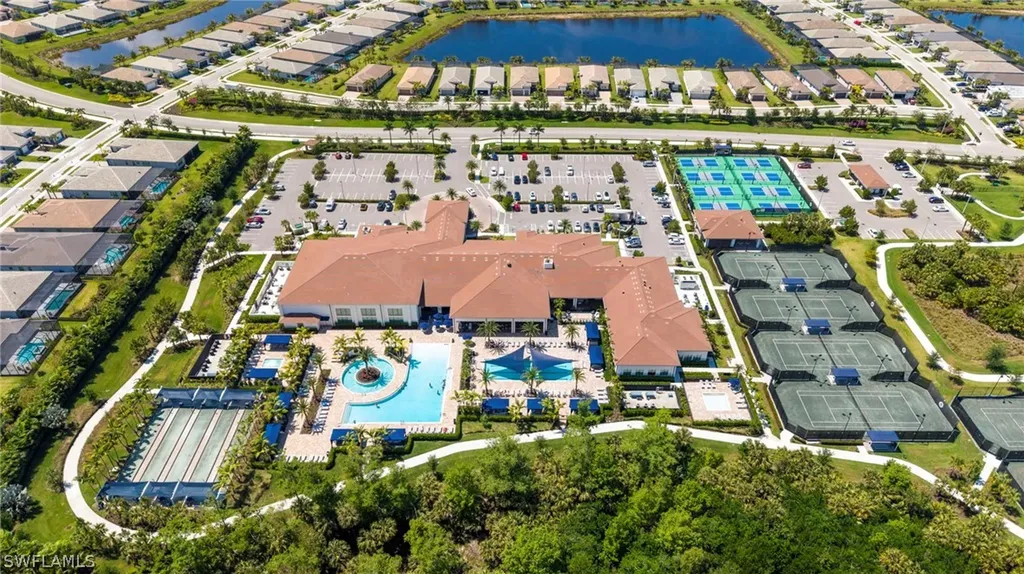 11555 Jacaranda Drive Naples FL 34120