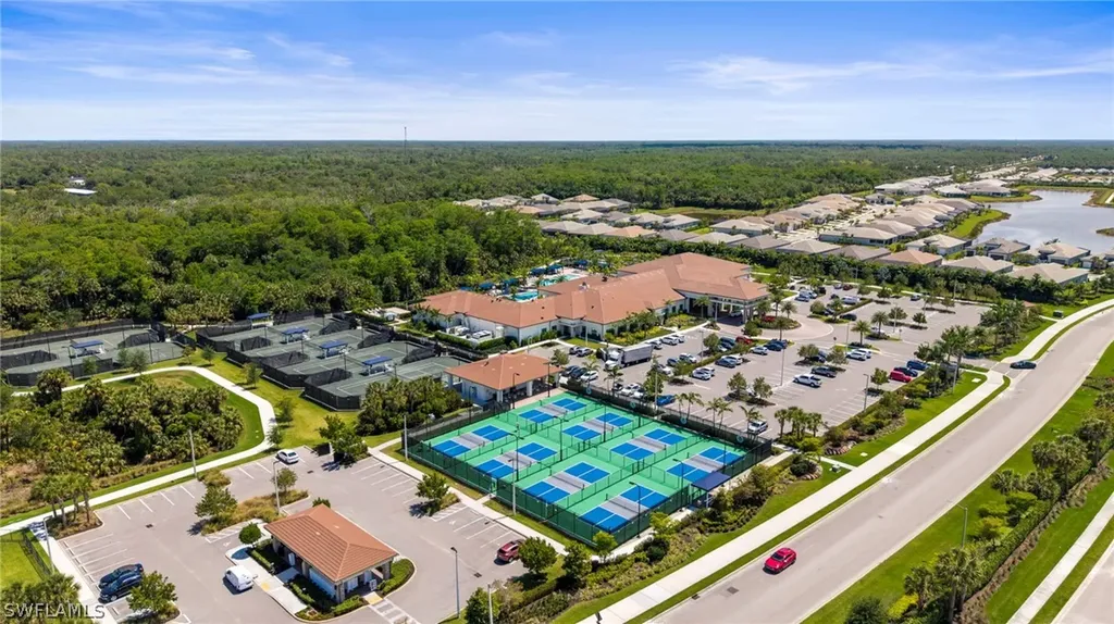 11555 Jacaranda Drive Naples FL 34120