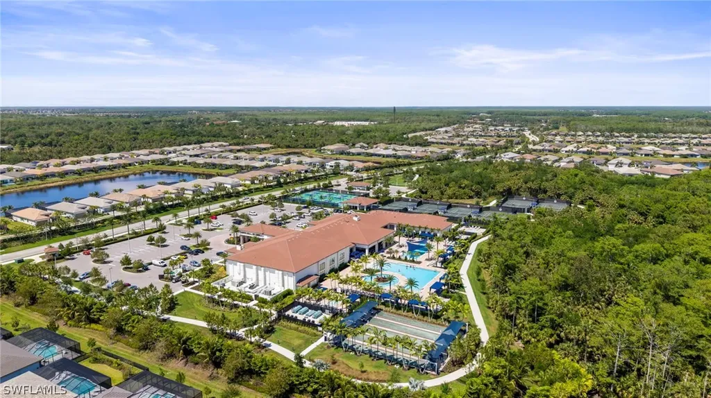 11555 Jacaranda Drive Naples FL 34120
