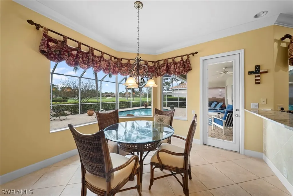 8427 Gleneagle Way Naples FL 34120