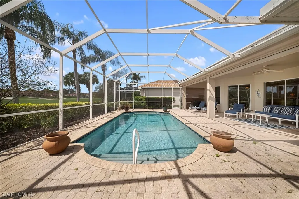 8427 Gleneagle Way Naples FL 34120