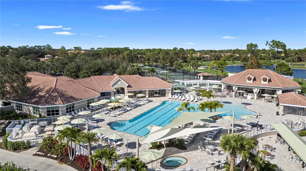 8427 Gleneagle Way Naples FL 34120