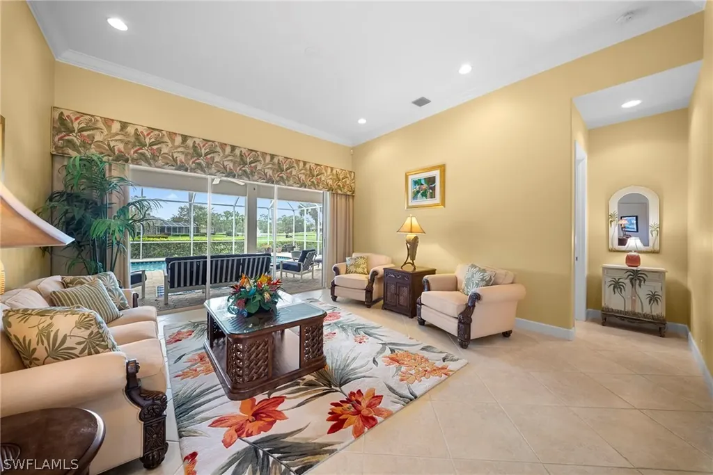 8427 Gleneagle Way Naples FL 34120