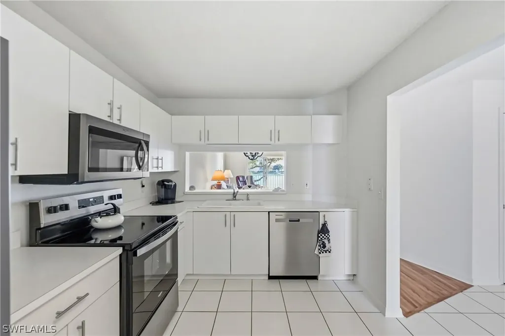 7760 Emerald Circle Naples FL 34109