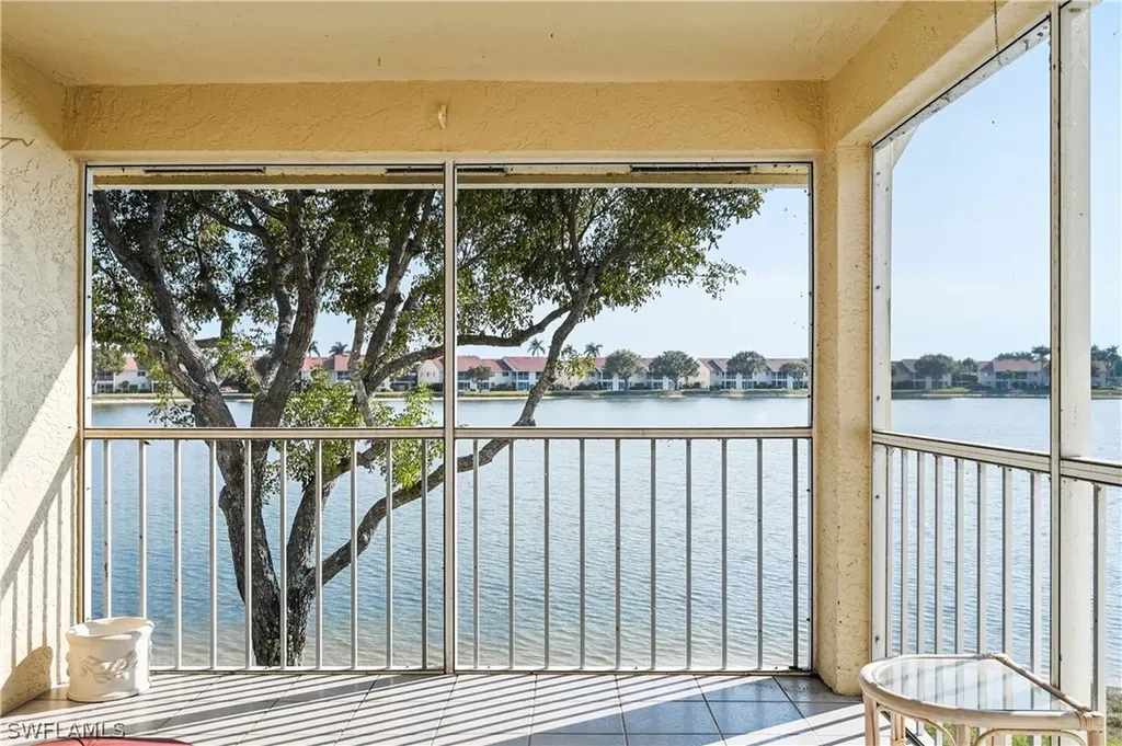 7760 Emerald Circle Naples FL 34109