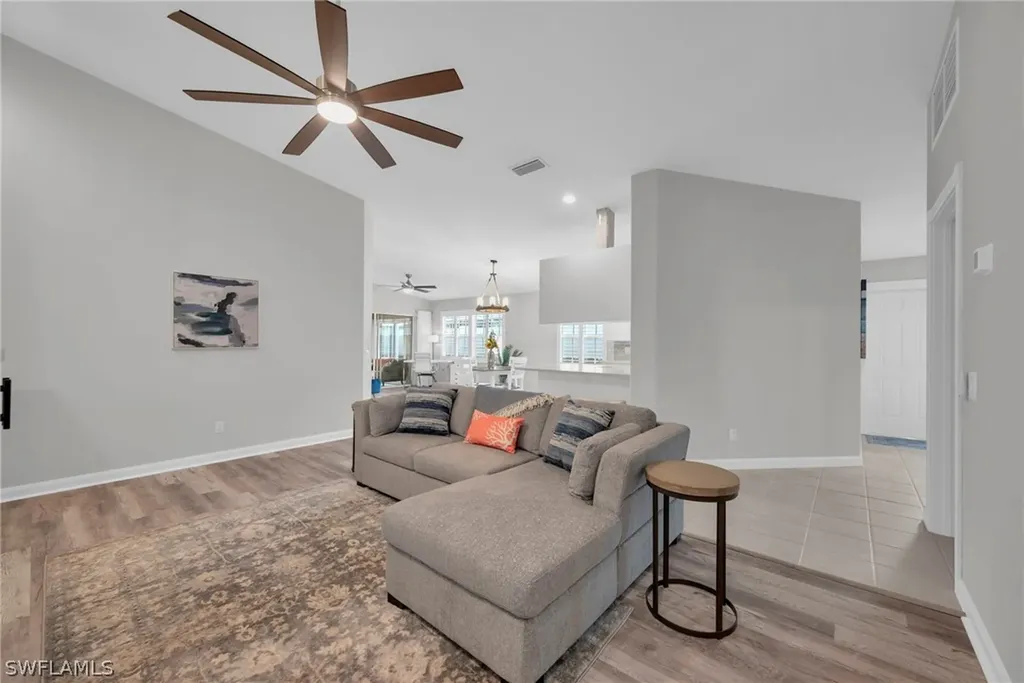5422 Guadeloupe Way Naples FL 34119