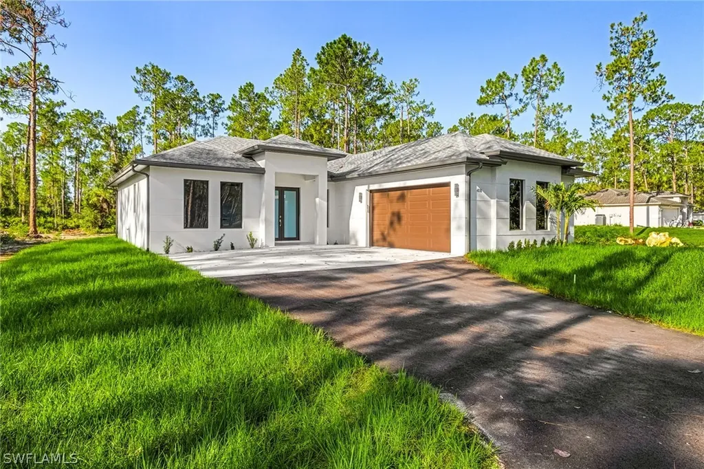 2158 Desoto Boulevard S Naples FL 34117