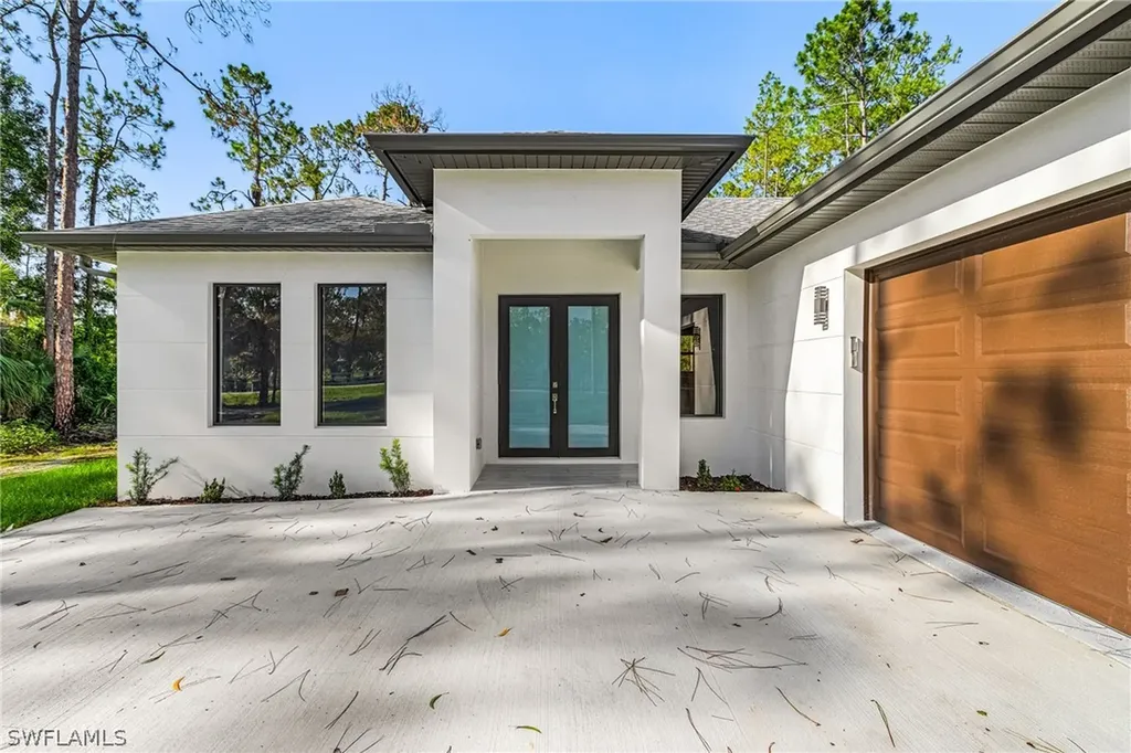 2158 Desoto Boulevard S Naples FL 34117