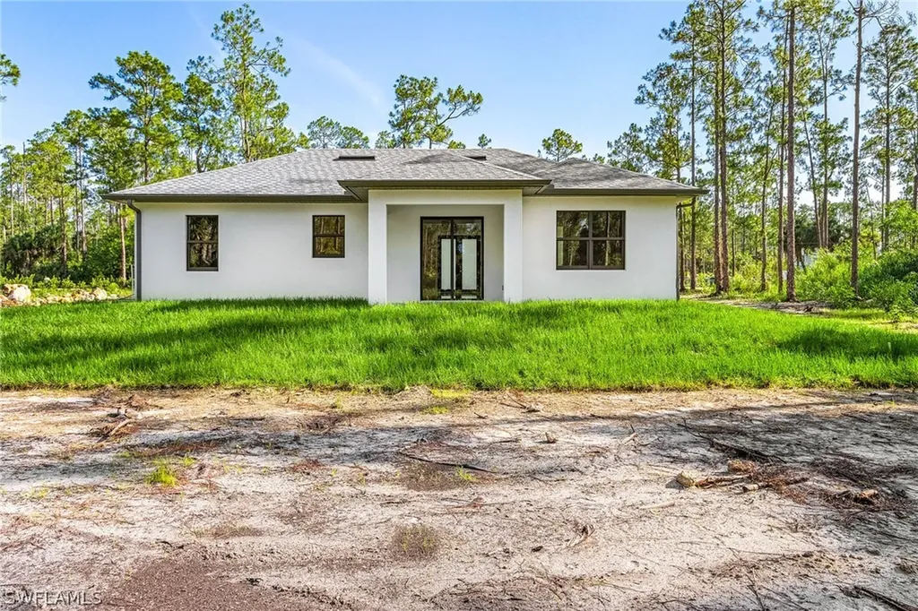 2158 Desoto Boulevard S Naples FL 34117