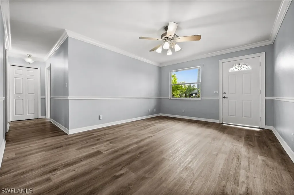 781 101st Avenue N Naples FL 34108