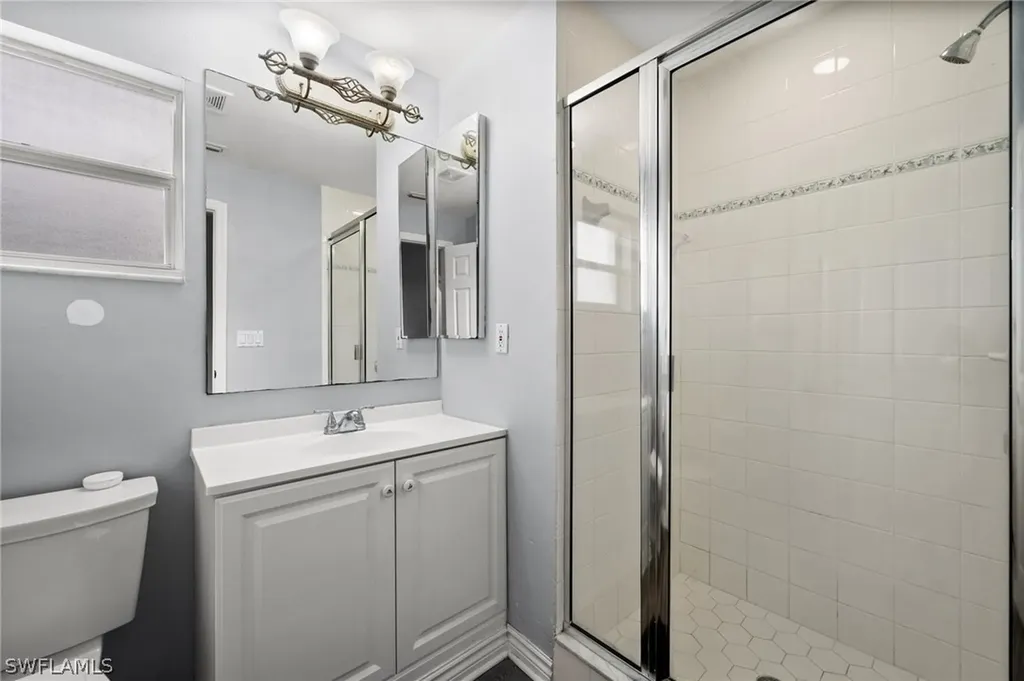 781 101st Avenue N Naples FL 34108