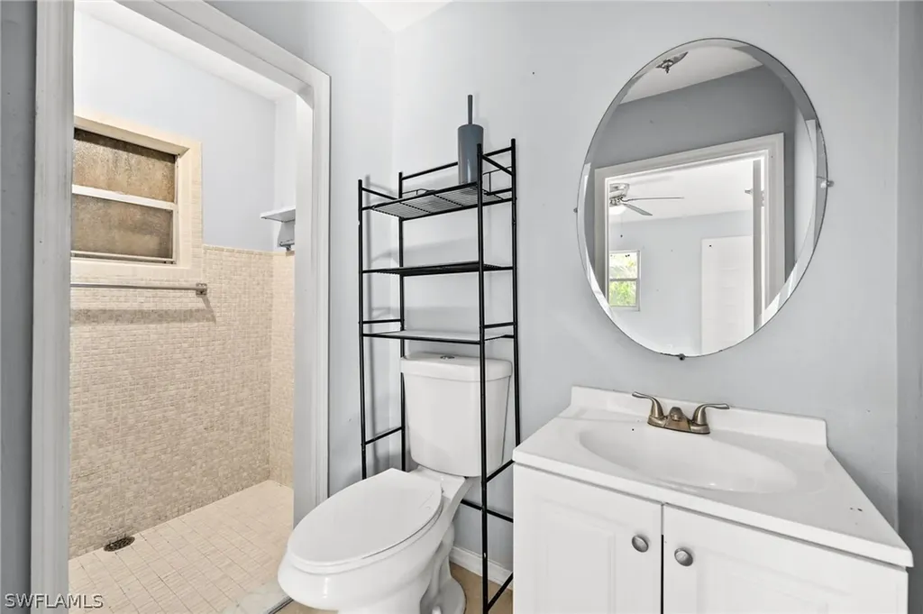 781 101st Avenue N Naples FL 34108
